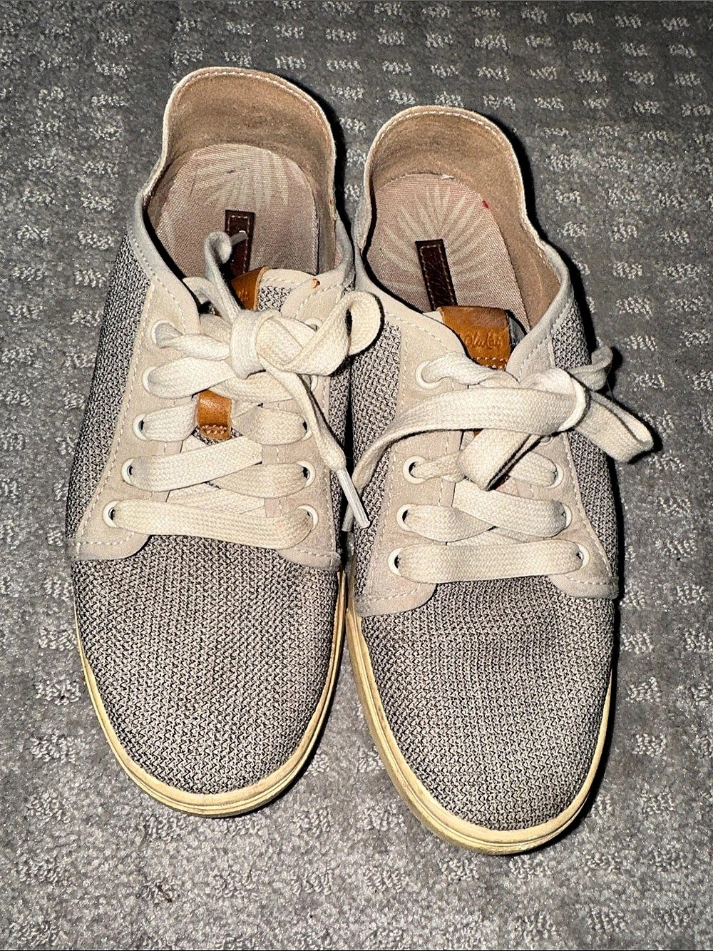 Olukai Pehuea Lī Gray & Brown Casual Sneakers